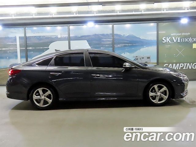 Hyundai Sonata 2.0 Smart — пробег 194 915 км — фото 3 из 5