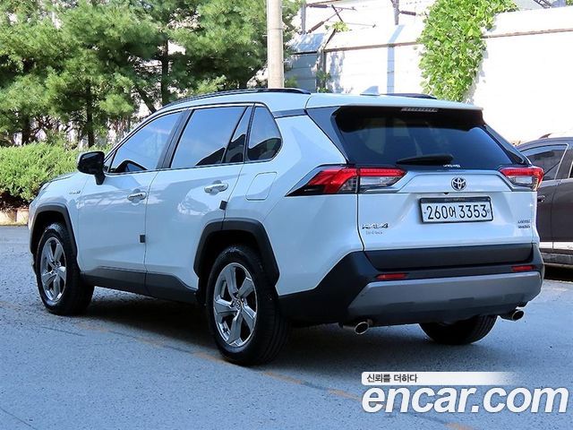 Toyota RAV4 2.5 4WD Hybrid — пробег 53 600 км — фото 2 из 5