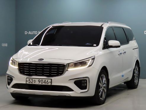 Kia Carnival 9-Seater Noblesse — пробег 132 622 км — фото 1 из 5