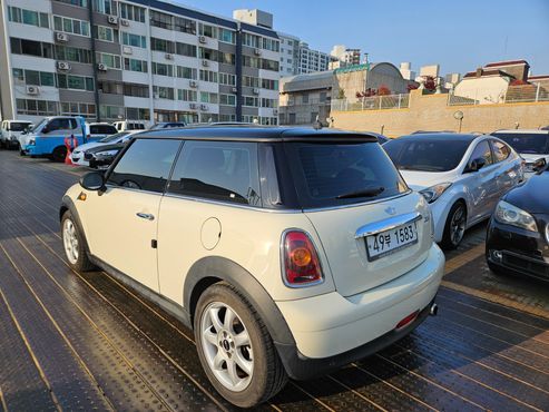 Mini Cooper Standard Second Generation — пробег 81 694 км — фото 4 из 5