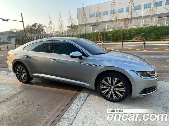 Volkswagen Arteon 2.0 TDI Premium — пробег 170 100 км — фото 3 из 5