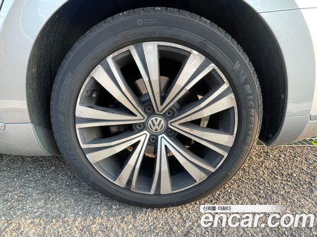 Volkswagen Arteon 2.0 TDI Premium — пробег 170 100 км — фото 5 из 5