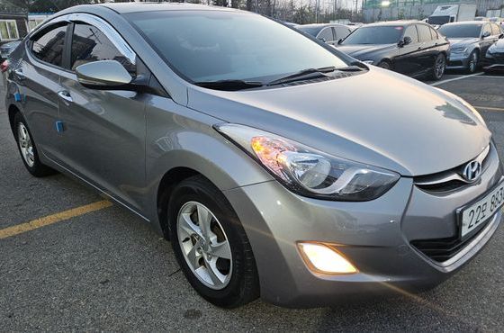 Hyundai AVANTE M16 GDI Luxury — пробег 134 000 км — фото 3 из 5