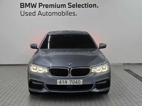 BMW 5-Series 530i xDrive M Sport Package Plus — пробег 78 612 км — фото 2 из 5