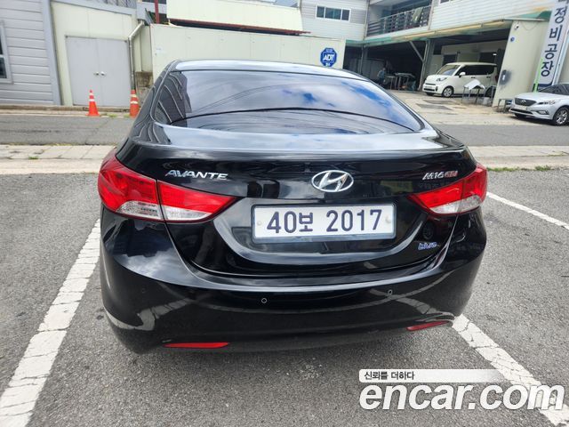 Hyundai AVANTE M16 GDI Blue Saver — пробег 207 763 км — фото 2 из 5