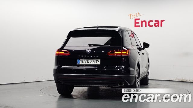 Volkswagen Touareg из Кореи Encar