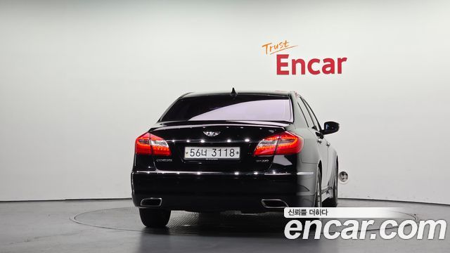 Hyundai Genesis из Кореи Encar