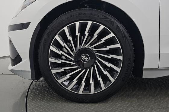 Hyundai Ioniq6 Long Range AWD Prestige — пробег 97 535 км — фото 5 из 5