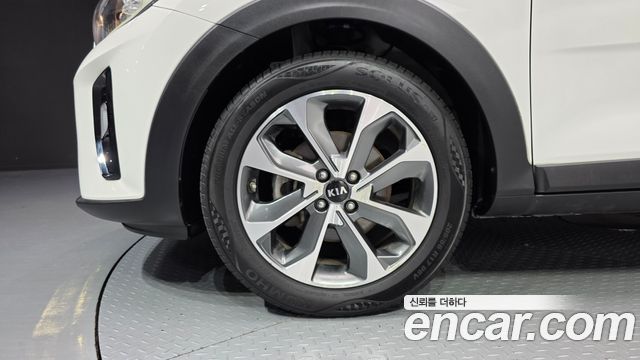 Kia Stonic 1.4 Prestige — пробег 73 735 км — фото 5 из 5