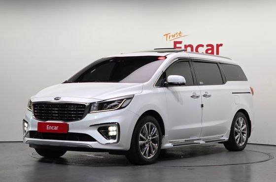 Kia Carnival Gasoline 7-Seater Limousine President — пробег 93 453 км — фото 1 из 5