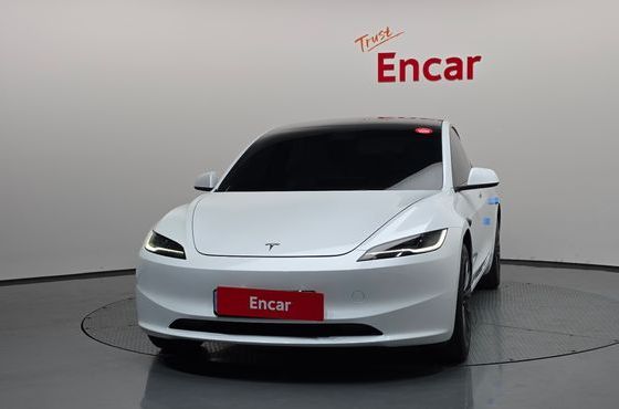 Tesla Model 3 RWD — пробег 40 445 км — фото 3 из 5