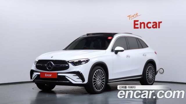 Mercedes-Benz GLC-Class GLC300 4MATIC AMG Line — пробег 56 621 км — фото 1 из 5