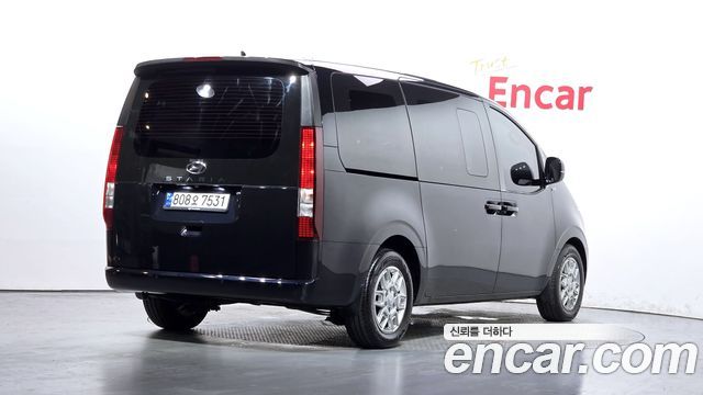 Hyundai Staria из Кореи Encar