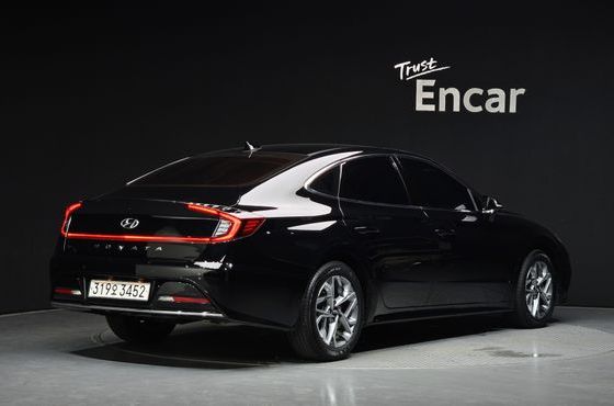 Hyundai Sonata 2.0 Premium Plus — пробег 99 988 км — фото 2 из 5