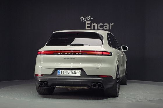 Porsche Cayenne 3.0 S E-Hybrid — пробег 24 198 км — фото 4 из 5