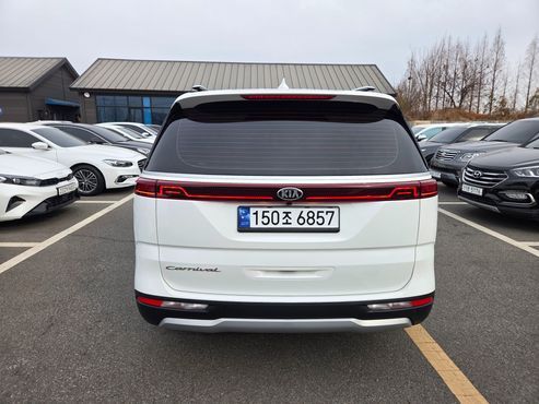 Kia Carnival Diesel 9-Seater Prestige — пробег 83 195 км — фото 3 из 5