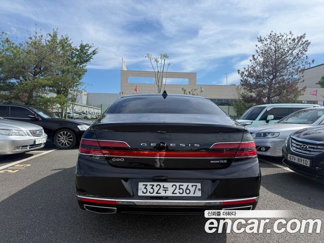 Genesis G90 из Кореи Encar