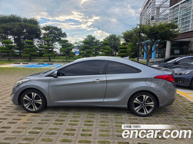 Hyundai AVANTE 2.0 GDi Premium Standard — пробег 114 385 км — фото 2 из 5