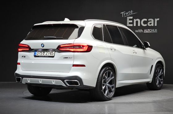 BMW X5 xDrive 40i M Sport — пробег 30 284 км — фото 2 из 5