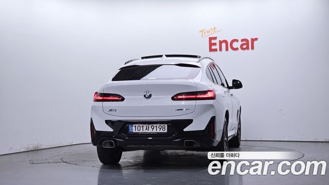 BMW X4 xDrive20i M Sport — пробег 88 146 км — фото 4 из 5
