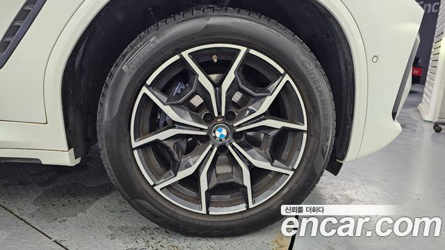 BMW X4 xDrive20i M Sport — пробег 88 146 км — фото 5 из 5