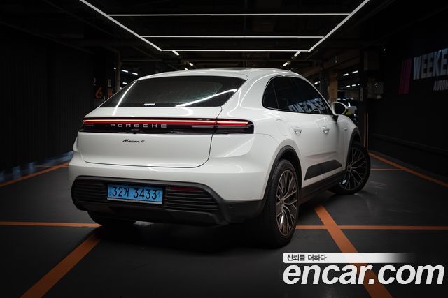 Porsche Macan Base 4 — пробег 5 700 км — фото 4 из 5