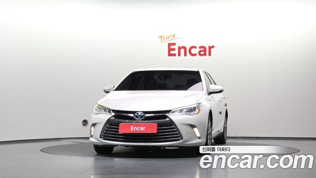 Toyota Camry Hybrid XLE — пробег 112 710 км — фото 3 из 5