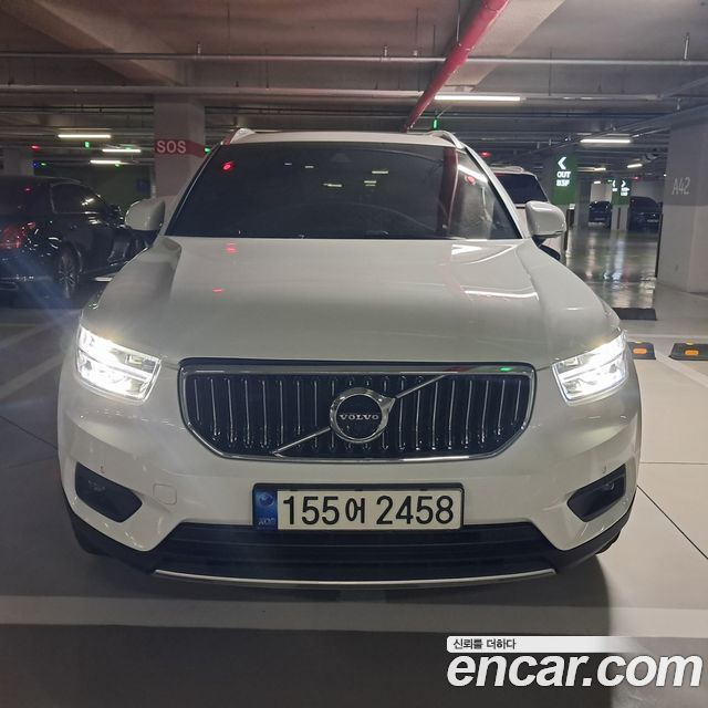 Volvo XC40 B4 Inscription — пробег 72 594 км — фото 1 из 5