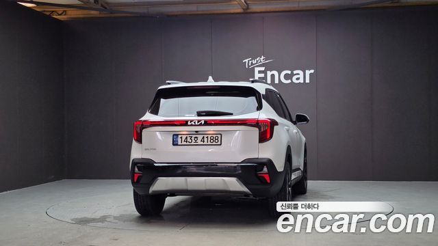 Kia Seltos из Кореи Encar