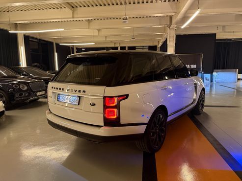 Land Rover Range Rover 4.4 SDV8 Vogue SE DIESEL — пробег 98 900 км — фото 3 из 5