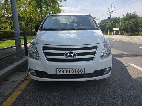 Hyundai Starex Camper LPi — пробег 200 000 км — фото 1 из 5