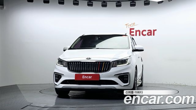 Kia Carnival из Кореи Encar