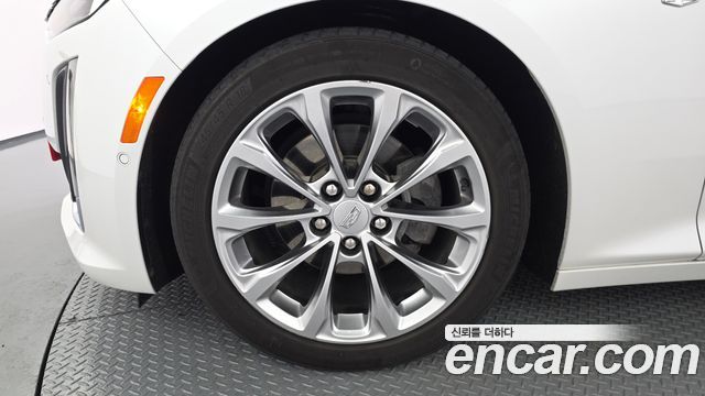 Cadillac CT5 из Кореи Encar