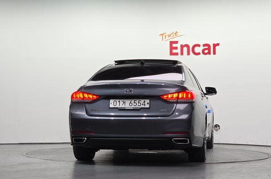 Hyundai Genesis 3.8 AWD Export — пробег 130 751 км — фото 4 из 5