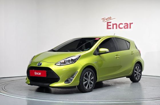Toyota Prius 1.5 — пробег 17 227 км — фото 1 из 5