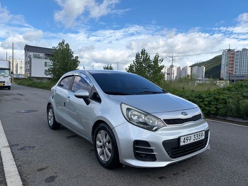 Kia pride 5DR 1.6 GDI Luxury — пробег 158 000 км — фото 3 из 5