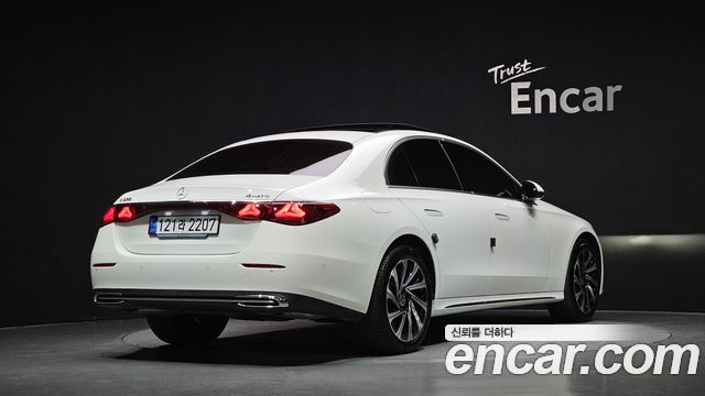 Mercedes-Benz E-Class из Кореи Encar