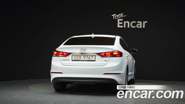 Hyundai AVANTE из Кореи Encar