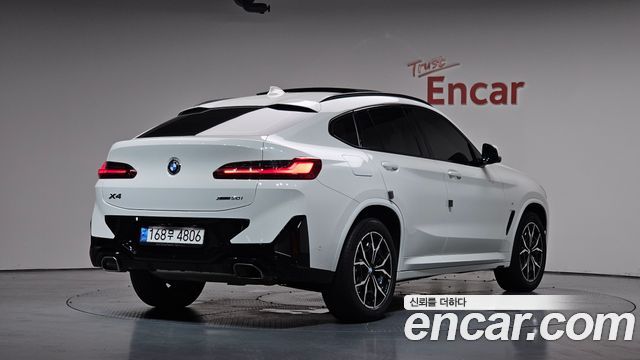 BMW X4 xDrive20i M Sport — пробег 52 532 км — фото 2 из 5