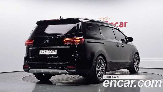 Kia Carnival 9-Seater Noblesse Special — пробег 223 309 км — фото 2 из 5