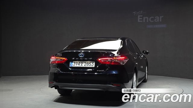 Toyota Camry 2.5 LE Hybrid — пробег 87 778 км — фото 4 из 5