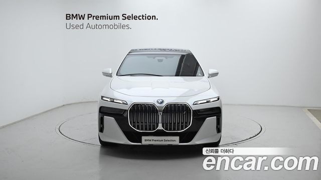 BMW i7 xDrive 60 M sport — пробег 25 423 км — фото 3 из 5