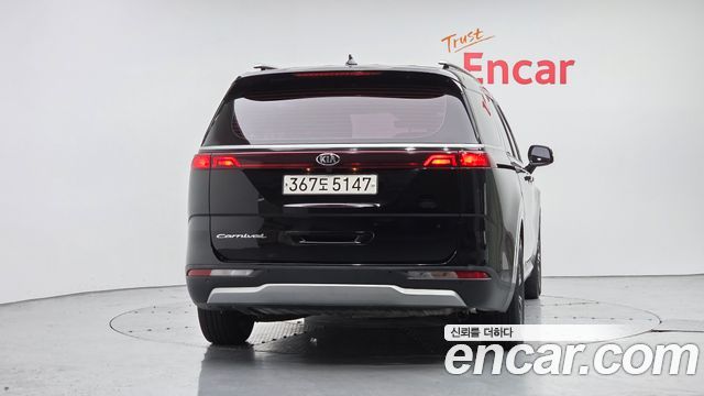 Kia Carnival из Кореи Encar