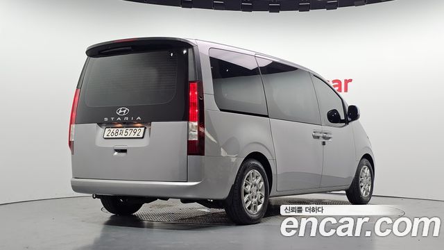 Hyundai Staria из Кореи Encar
