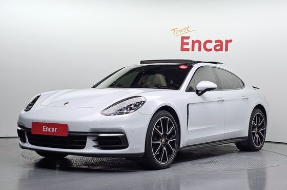 Porsche Panamera 3.0 AWD — пробег 109 437 км — фото 1 из 5