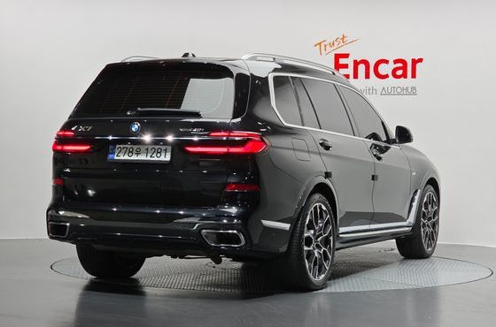 BMW X7 xDrive 40i M Sport 7STR — пробег 38 953 км — фото 2 из 5