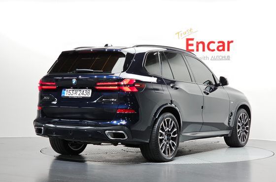 BMW X5 xDrive 30d M Sport — пробег 4 839 км — фото 2 из 5