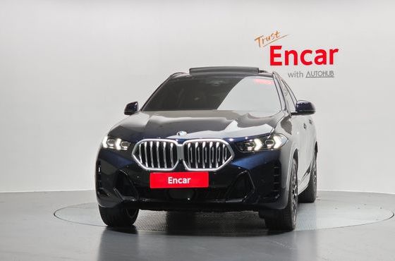BMW X6 xDrive40i M Sport — пробег 11 923 км — фото 3 из 5
