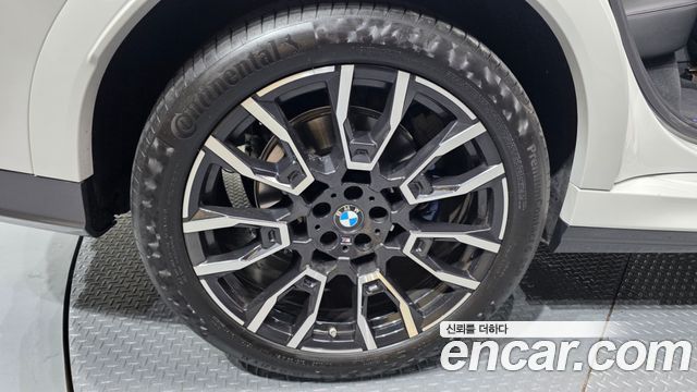 BMW X6 xDrive40i M Sport — пробег 3 570 км — фото 5 из 5