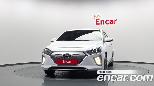 Hyundai Ioniq Q — пробег 121 384 км — фото 3 из 5